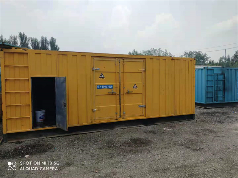 南丰200KW柴油发电机组需要配备什么型号的电缆线？